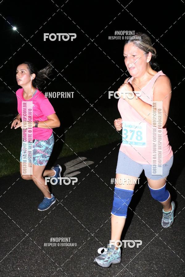 Buy your photos of the eventCorrida da Lua Cheia - Parque Barigui on Fotop