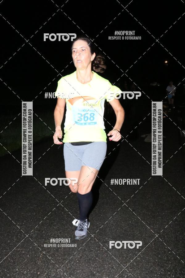 Buy your photos of the eventCorrida da Lua Cheia - Parque Barigui on Fotop