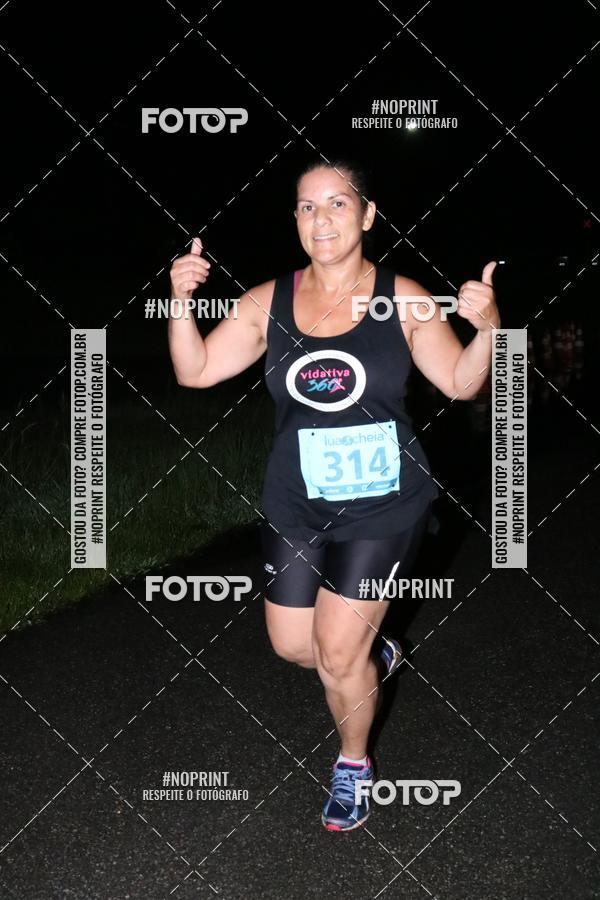 Buy your photos of the eventCorrida da Lua Cheia - Parque Barigui on Fotop