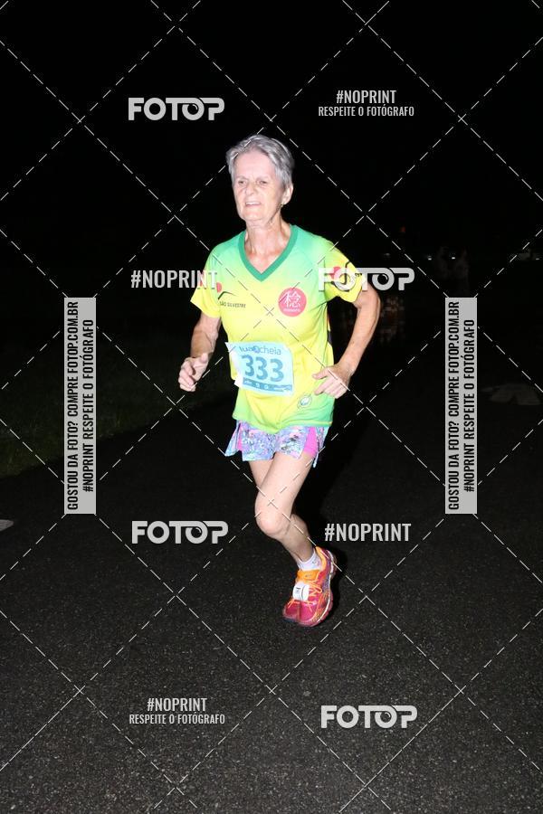 Buy your photos of the eventCorrida da Lua Cheia - Parque Barigui on Fotop
