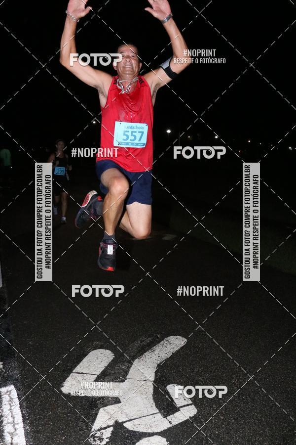 Buy your photos of the eventCorrida da Lua Cheia - Parque Barigui on Fotop