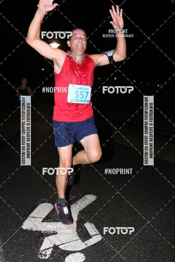 Buy your photos of the eventCorrida da Lua Cheia - Parque Barigui on Fotop