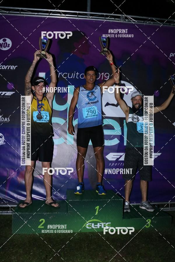 Buy your photos of the eventCorrida da Lua Cheia - Parque Barigui on Fotop