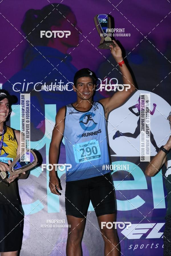 Buy your photos of the eventCorrida da Lua Cheia - Parque Barigui on Fotop