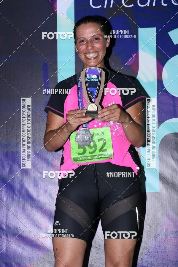 Buy your photos of the eventCorrida da Lua Cheia - Parque Barigui on Fotop