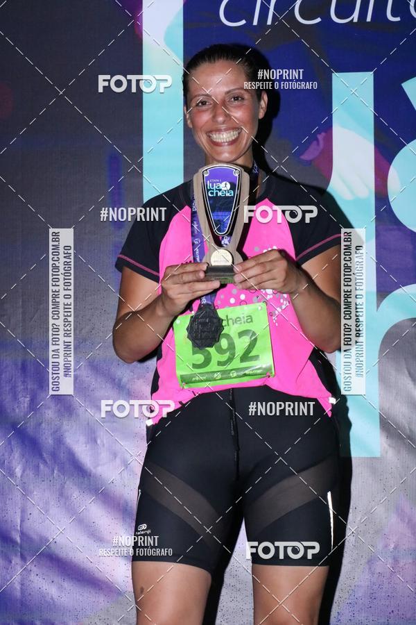 Buy your photos of the eventCorrida da Lua Cheia - Parque Barigui on Fotop