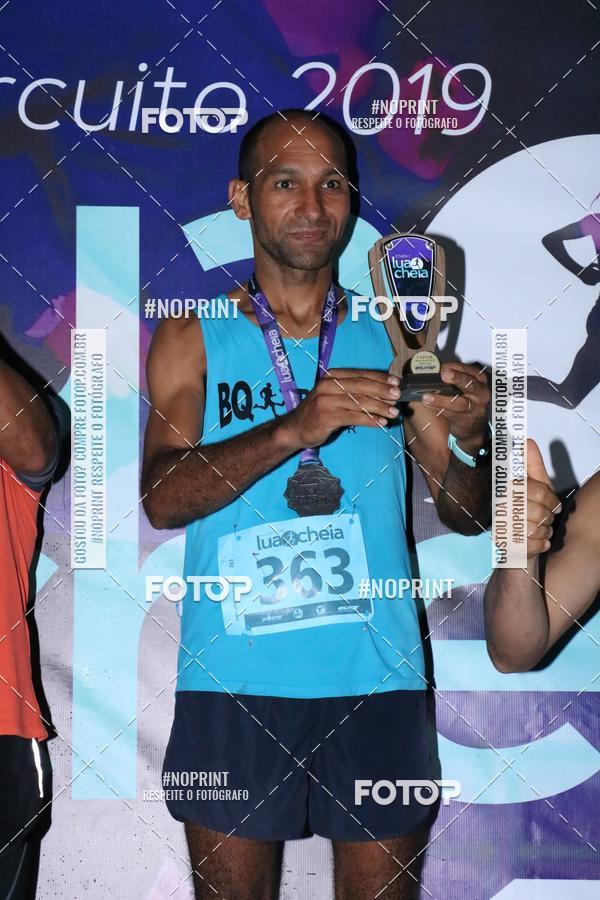 Buy your photos of the eventCorrida da Lua Cheia - Parque Barigui on Fotop