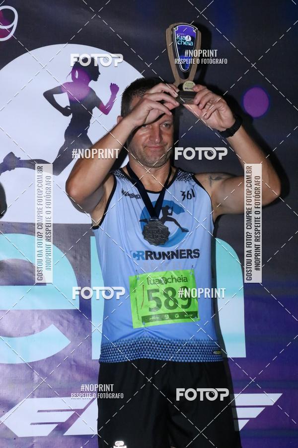 Buy your photos of the eventCorrida da Lua Cheia - Parque Barigui on Fotop