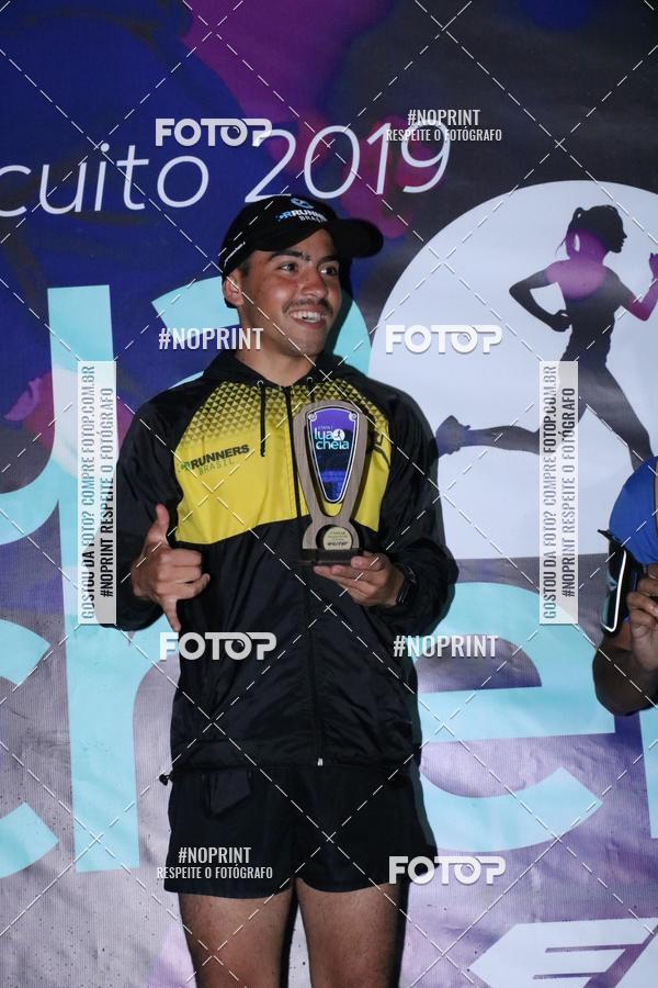 Buy your photos of the eventCorrida da Lua Cheia - Parque Barigui on Fotop