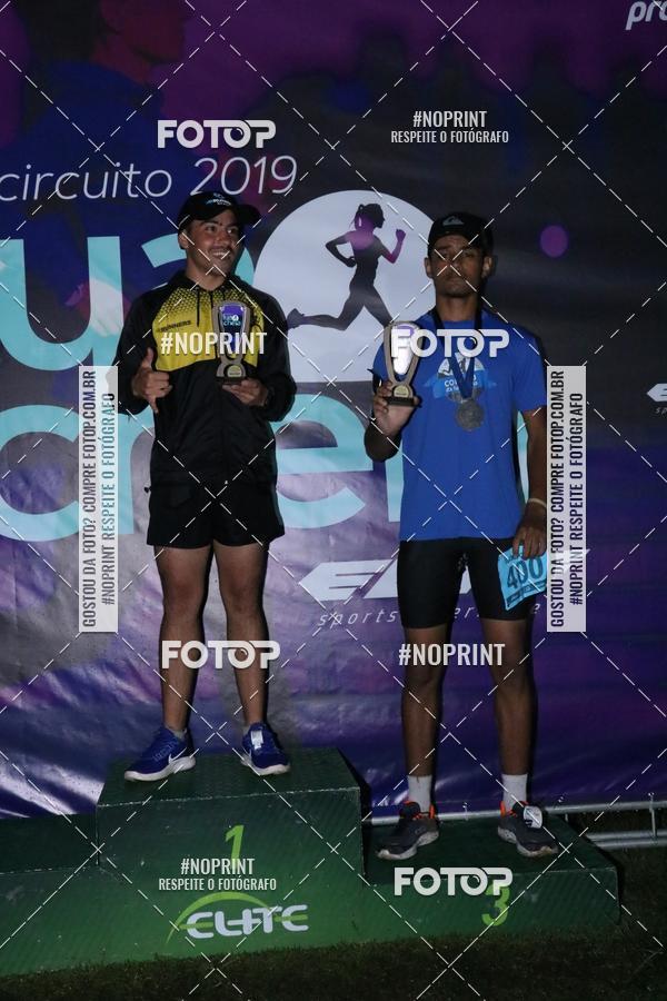 Buy your photos of the eventCorrida da Lua Cheia - Parque Barigui on Fotop