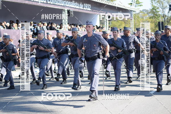 Buy your photos of the eventDesfile cvico 9 de Julho on Fotop