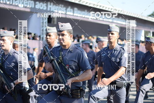 Buy your photos of the eventDesfile cvico 9 de Julho on Fotop