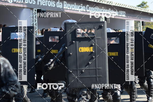 Buy your photos of the eventDesfile cvico 9 de Julho on Fotop