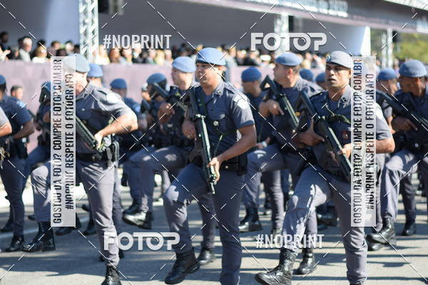 Buy your photos of the eventDesfile cvico 9 de Julho on Fotop