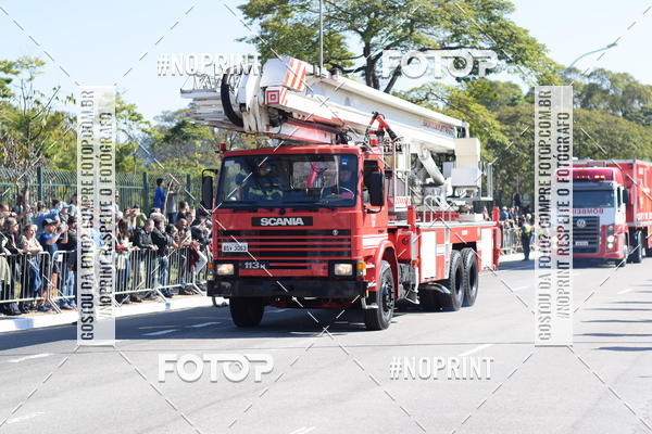 Buy your photos of the eventDesfile cvico 9 de Julho on Fotop
