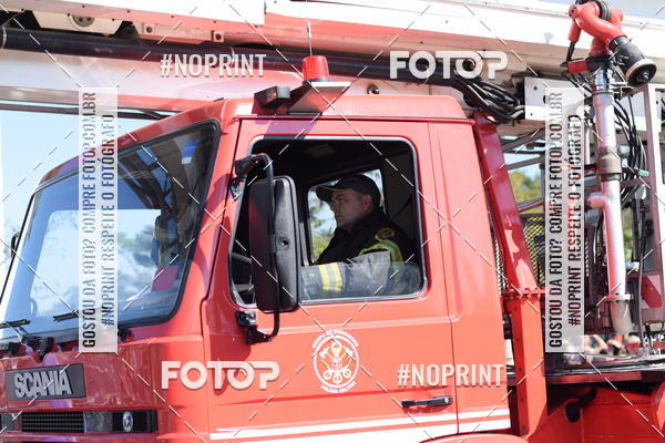 Buy your photos of the eventDesfile cvico 9 de Julho on Fotop