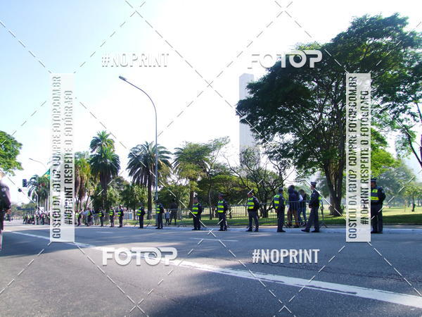 Buy your photos of the eventDesfile cvico 9 de Julho on Fotop