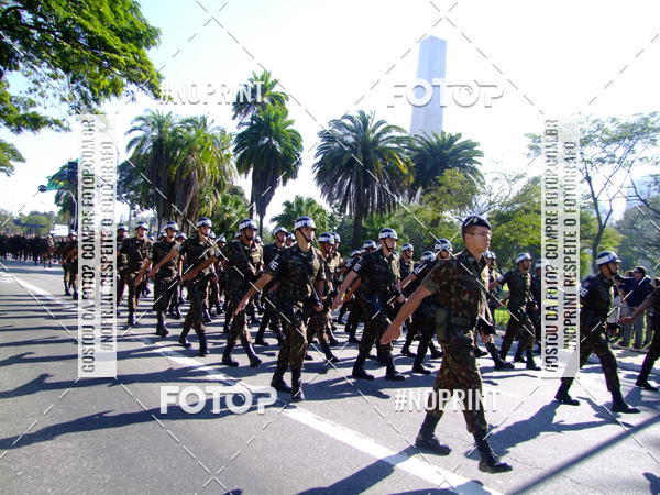 Buy your photos of the eventDesfile cvico 9 de Julho on Fotop