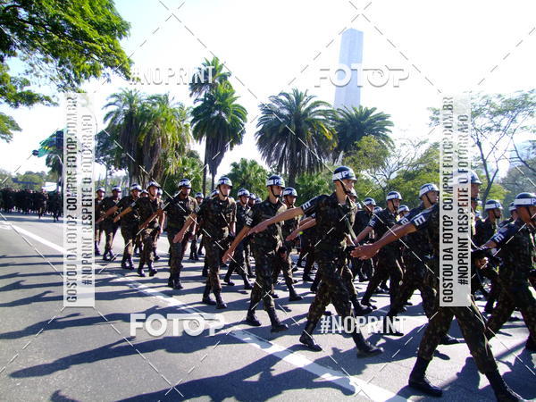 Buy your photos of the eventDesfile cvico 9 de Julho on Fotop