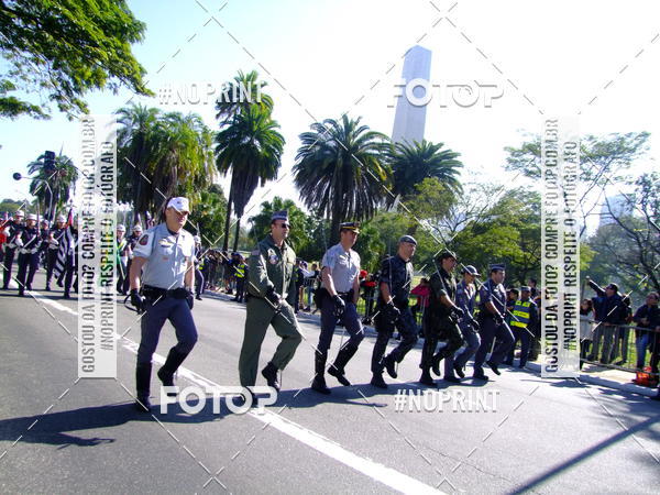 Buy your photos of the eventDesfile cvico 9 de Julho on Fotop