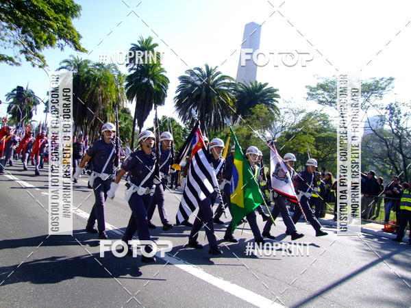 Buy your photos of the eventDesfile cvico 9 de Julho on Fotop