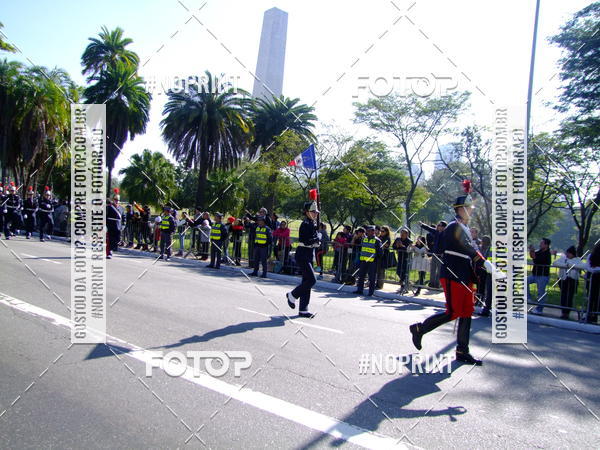 Buy your photos of the eventDesfile cvico 9 de Julho on Fotop