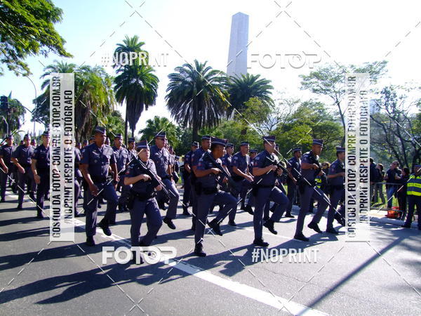 Buy your photos of the eventDesfile cvico 9 de Julho on Fotop