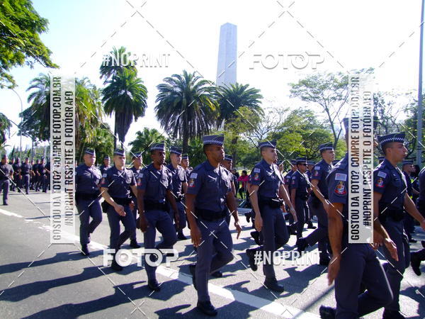 Buy your photos of the eventDesfile cvico 9 de Julho on Fotop