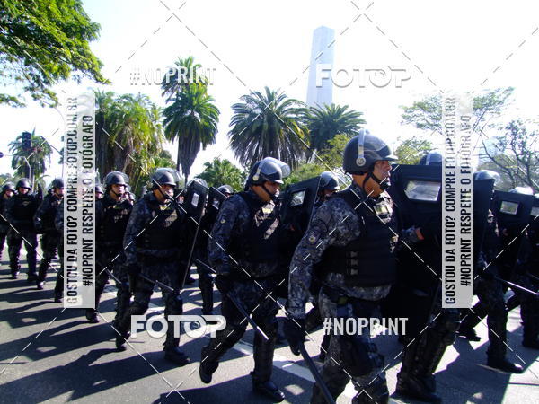 Buy your photos of the eventDesfile cvico 9 de Julho on Fotop