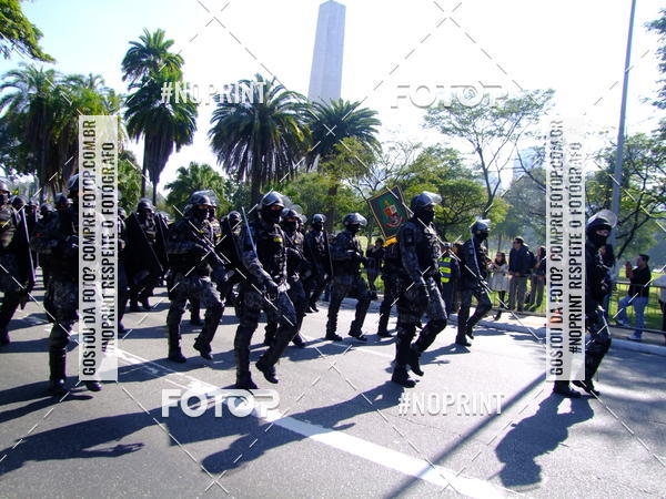 Buy your photos of the eventDesfile cvico 9 de Julho on Fotop
