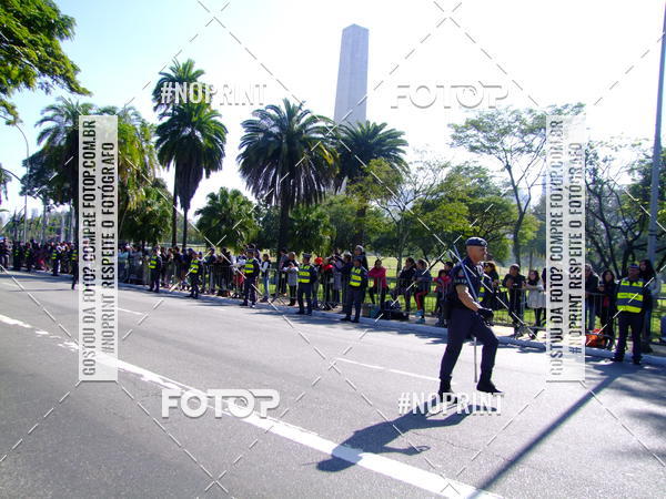 Buy your photos of the eventDesfile cvico 9 de Julho on Fotop