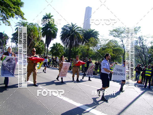 Buy your photos of the eventDesfile cvico 9 de Julho on Fotop