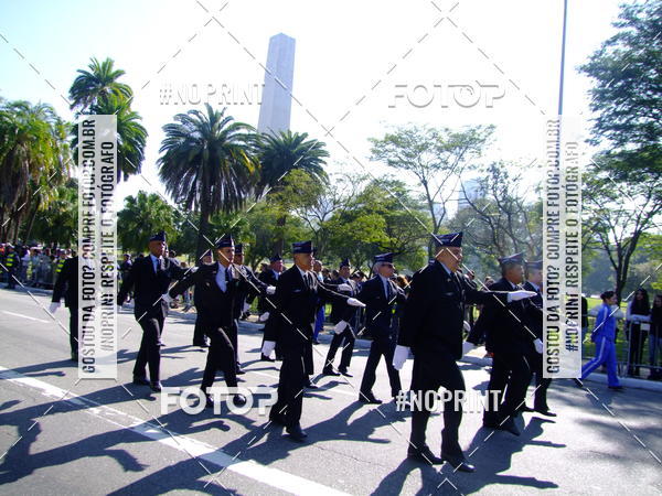 Buy your photos of the eventDesfile cvico 9 de Julho on Fotop