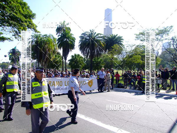 Buy your photos of the eventDesfile cvico 9 de Julho on Fotop