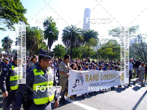 Buy your photos of the eventDesfile cvico 9 de Julho on Fotop