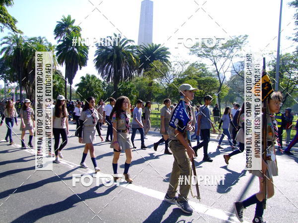 Buy your photos of the eventDesfile cvico 9 de Julho on Fotop