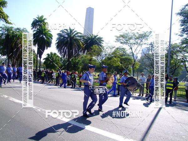 Buy your photos of the eventDesfile cvico 9 de Julho on Fotop