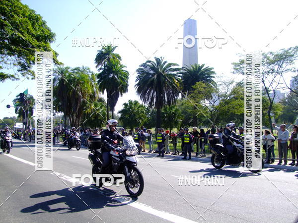 Buy your photos of the eventDesfile cvico 9 de Julho on Fotop
