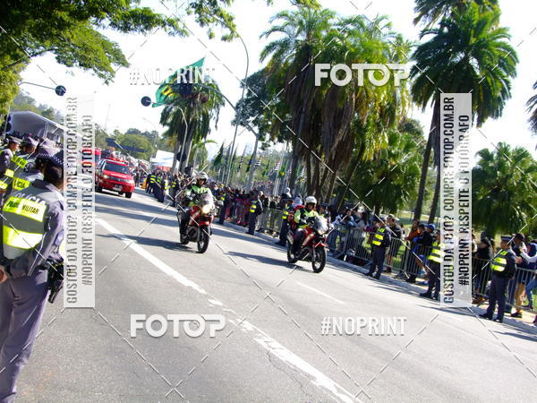 Buy your photos of the eventDesfile cvico 9 de Julho on Fotop