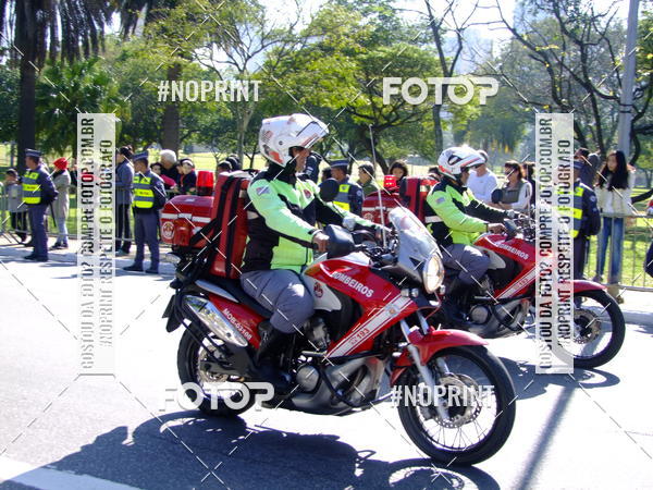 Buy your photos of the eventDesfile cvico 9 de Julho on Fotop