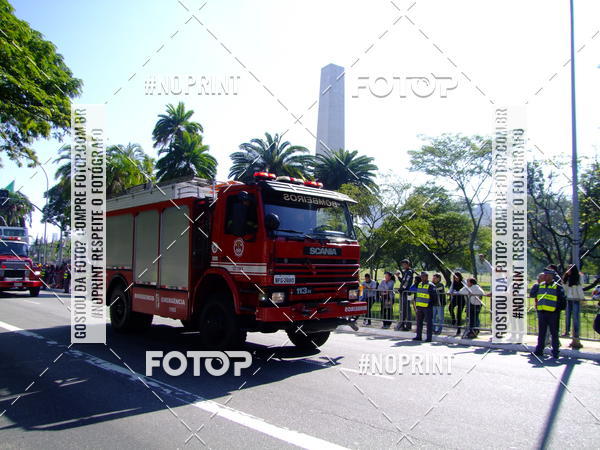 Buy your photos of the eventDesfile cvico 9 de Julho on Fotop