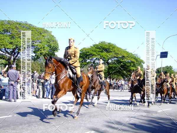 Buy your photos of the eventDesfile cvico 9 de Julho on Fotop