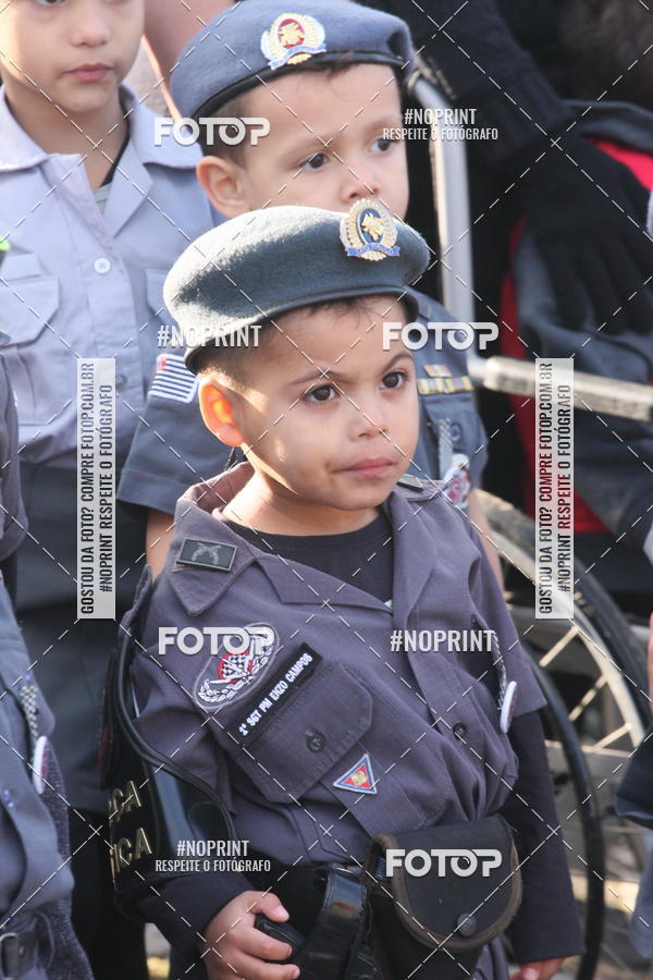 Buy your photos of the eventDesfile cvico 9 de Julho on Fotop