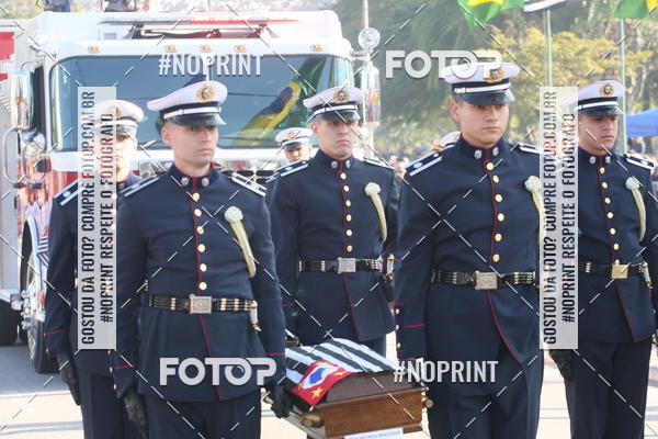 Buy your photos of the eventDesfile cvico 9 de Julho on Fotop