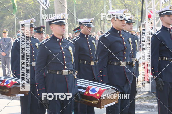 Buy your photos of the eventDesfile cvico 9 de Julho on Fotop