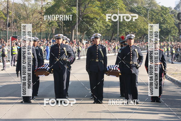 Buy your photos of the eventDesfile cvico 9 de Julho on Fotop