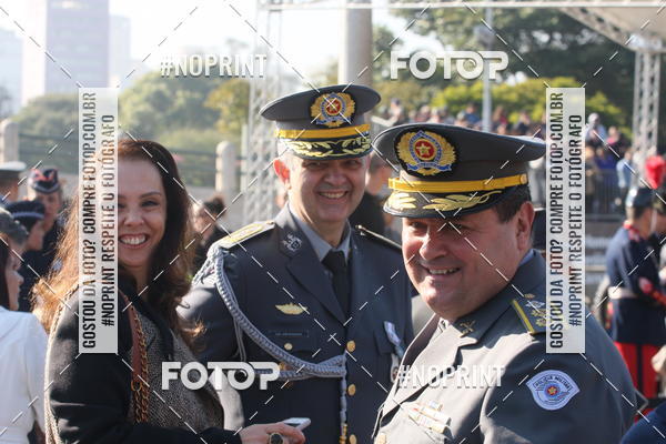 Buy your photos of the eventDesfile cvico 9 de Julho on Fotop