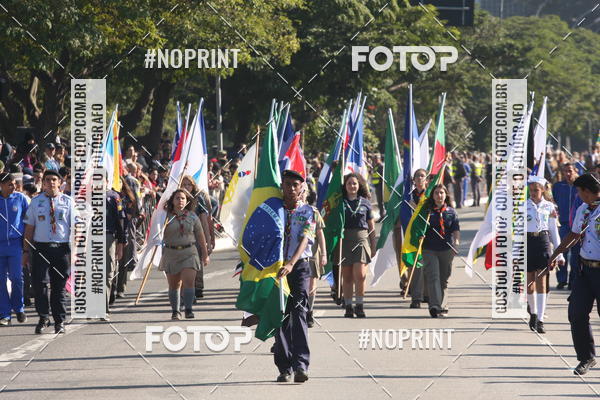Buy your photos of the eventDesfile cvico 9 de Julho on Fotop