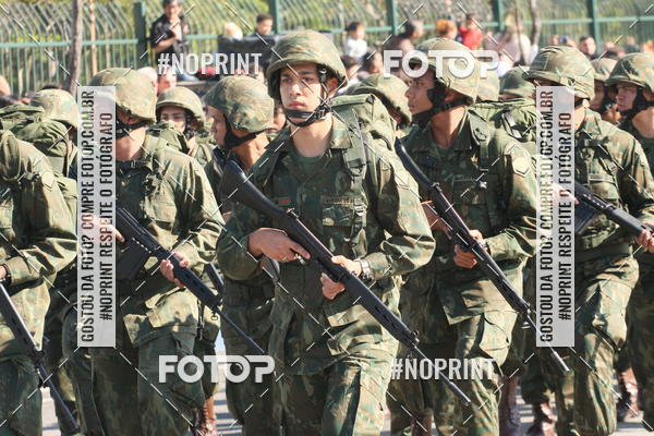 Buy your photos of the eventDesfile cvico 9 de Julho on Fotop
