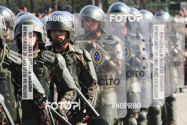 Buy your photos of the eventDesfile cvico 9 de Julho on Fotop